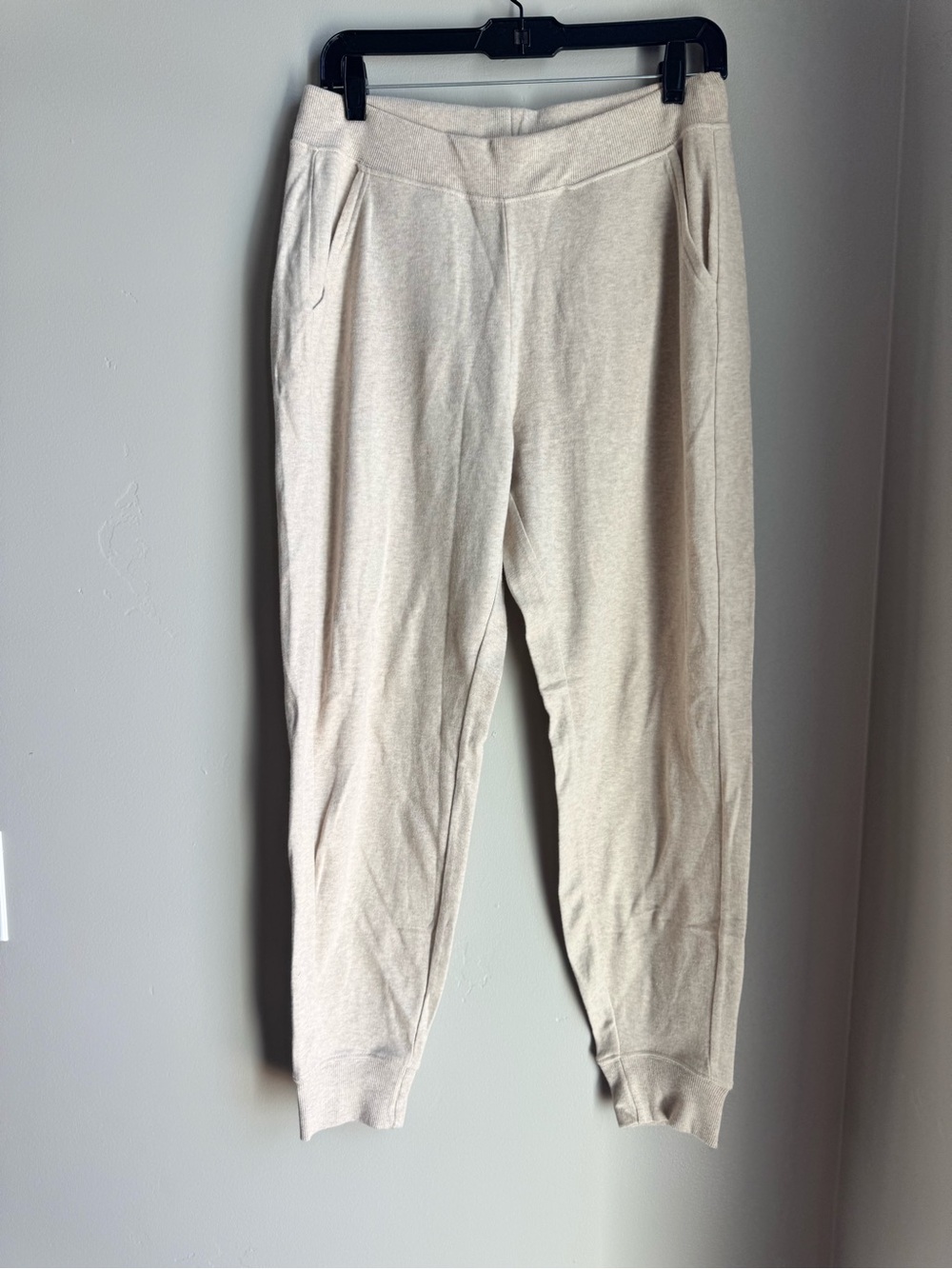 Pact Organic Cream Jogger Travek Loungewear Cozy Quiet Lucury M Clean Girl Chic